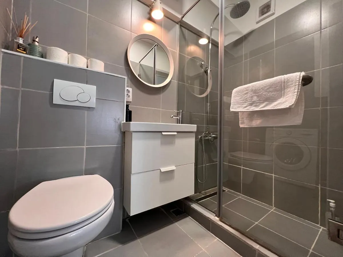 Pearl Center - 2Bdr Apartment Bucharest Romania